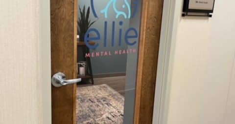 Ellie Fishers Indiana Clinic - Front Door