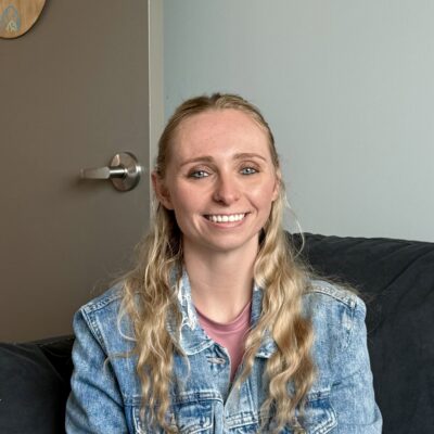 Emily Davis headshot