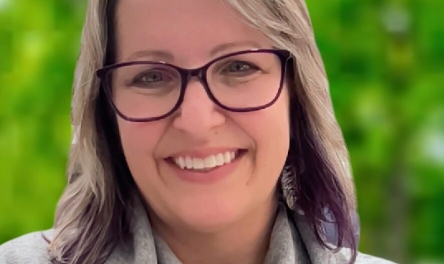 Jennifer Geddes Hall