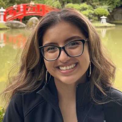 América Vicente headshot