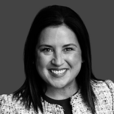 Emily Undajon headshot