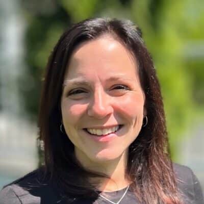 Lauren Bowman headshot