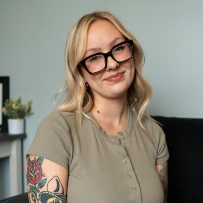 Jules MacLennan headshot