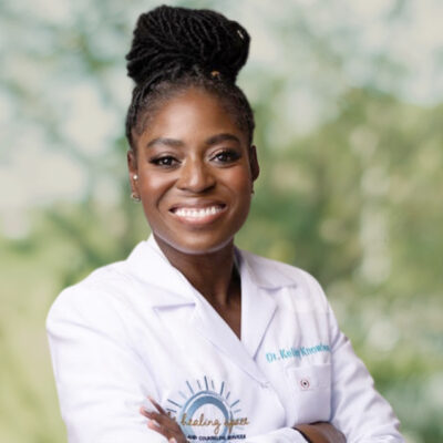 Kelley Knowles headshot