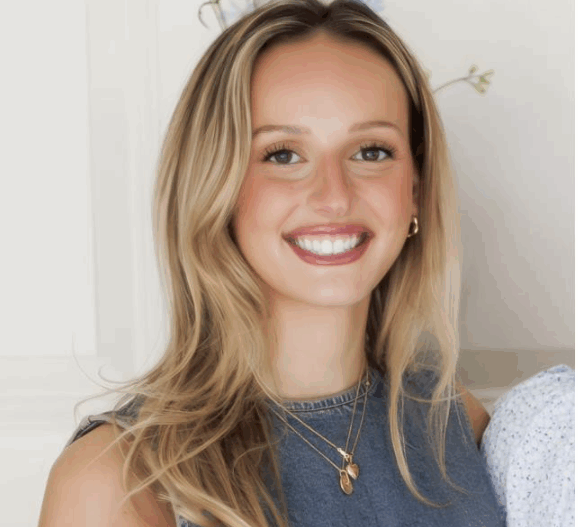Lily Andrews