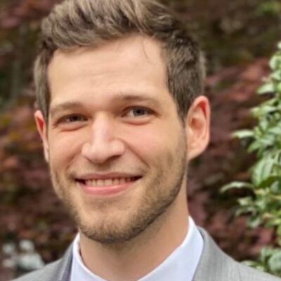 Nick Tomlinson headshot