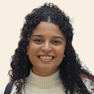 Arielle Jones headshot