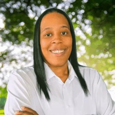 Brittany Barnes headshot