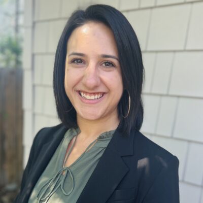 Emma Rosenblum headshot