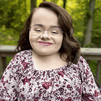 Jenna Cummings headshot