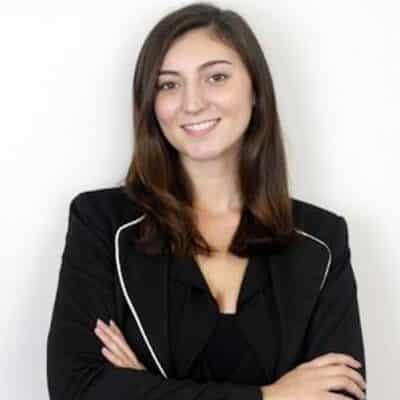 Kelly Duarte headshot