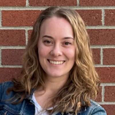 Bethany Meredith headshot