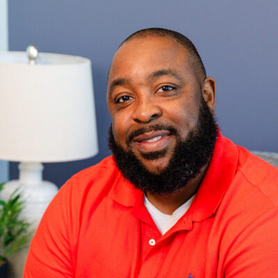 Courtney Simmons headshot