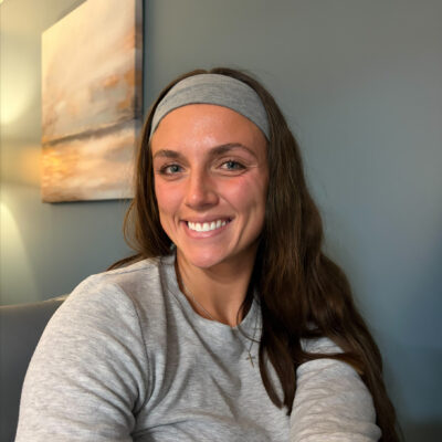 Mackenzie Barrett headshot