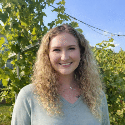 Darian Schloss headshot