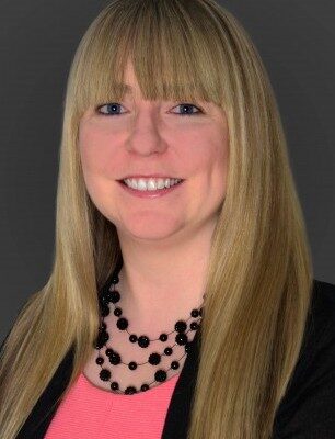 Amanda Senske headshot