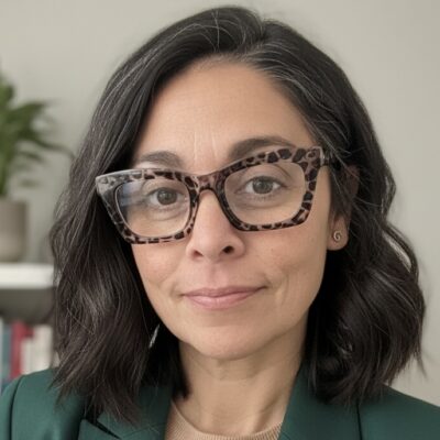 Jessie Burnett headshot