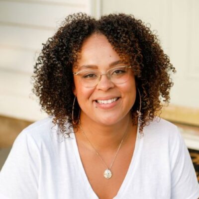 Andrea Redeau headshot