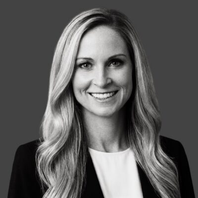 Amanda Athayde headshot