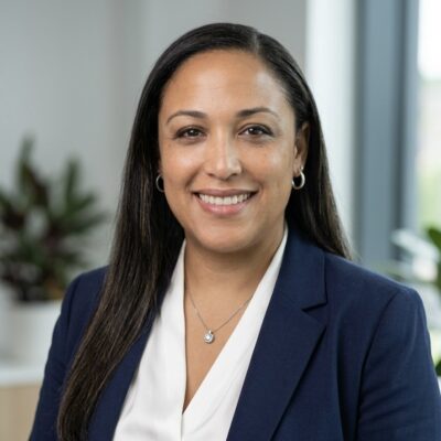 Christina Howell headshot