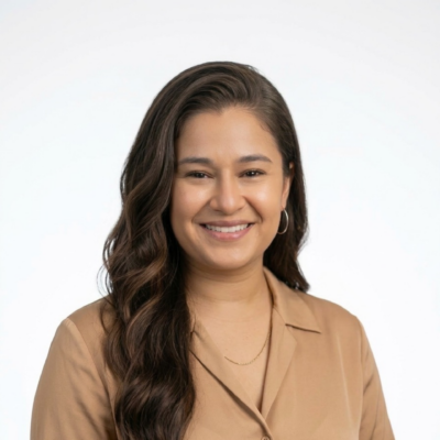 Erika Regalado headshot