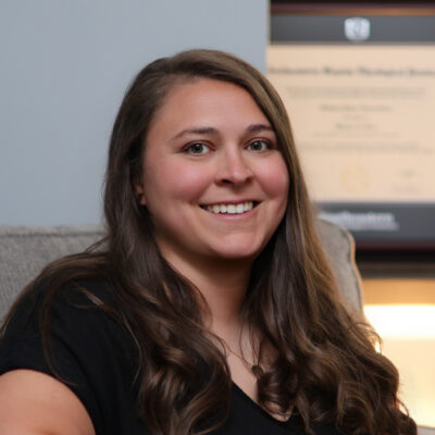 JoLynn Hennerberg headshot