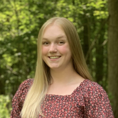 Mallory Bosma headshot