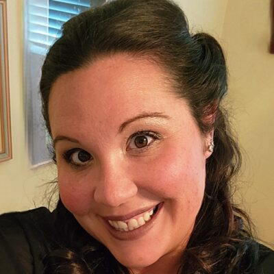 Christina Morris headshot