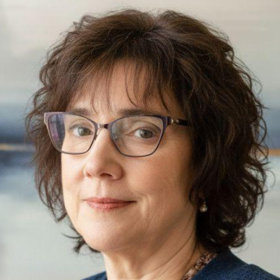 Nancy Roberts headshot