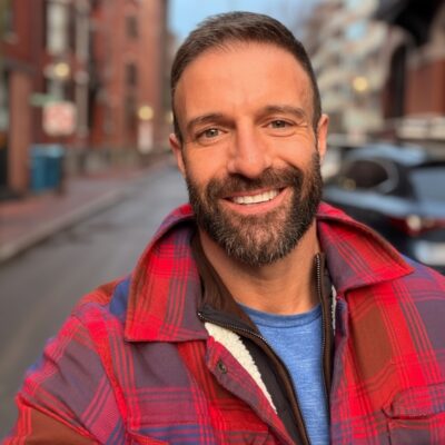 Peter Wisdom headshot