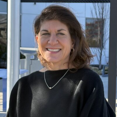 Irene Kostelos headshot
