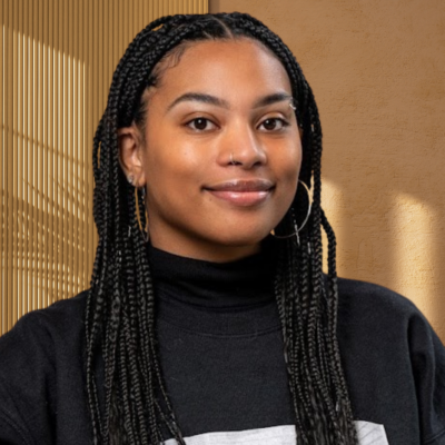 Kayla Carter headshot