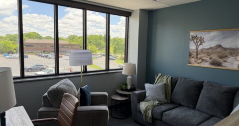 Ellie Mental Health Kansas City North Oak, KS Clinic Office 1