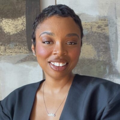 Madre Simons headshot