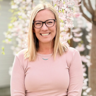 Nicole Hoopes headshot