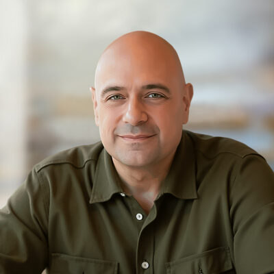 Richard Leseganich headshot