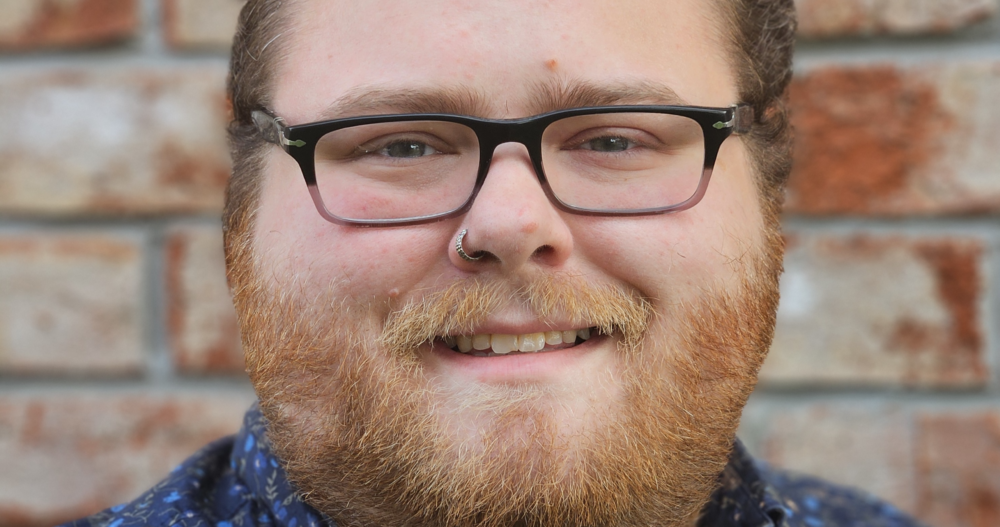 Elliot Burnette