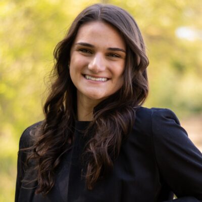 Lauren Panella headshot