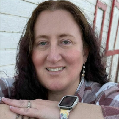 Sheri Medina headshot