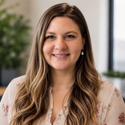 Kayley Fox headshot