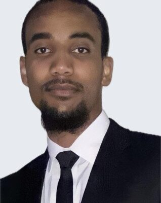 Julian Hyden headshot