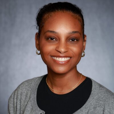 Candace Walton headshot