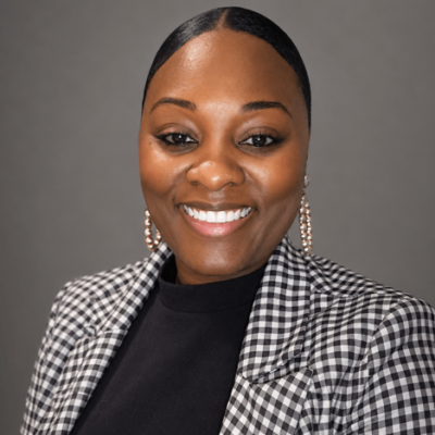 Courtney Thomas headshot