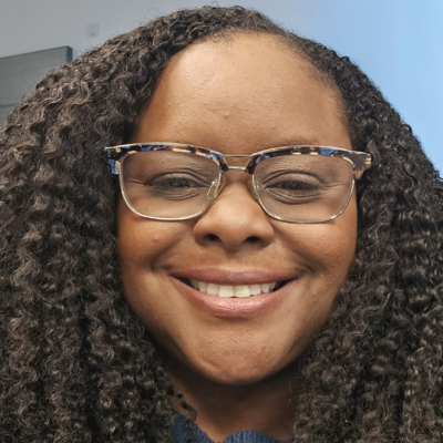 Gabrielle Waters headshot