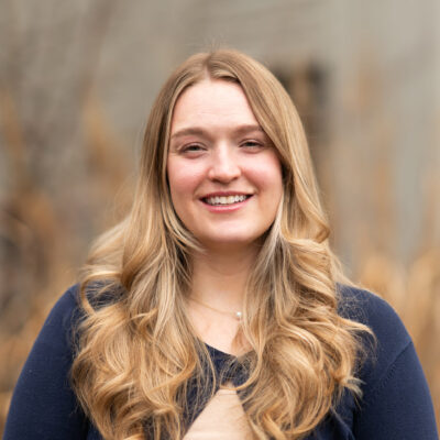 Madeline Armstrong headshot