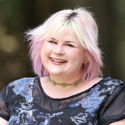 Jessie Gage headshot