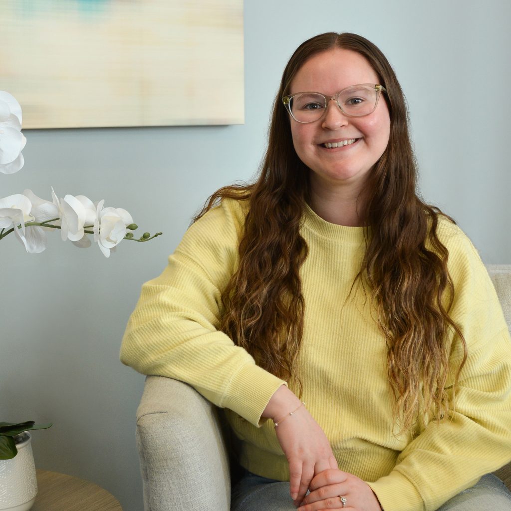 Allie Lauer Headshot