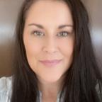 Erika Cleaves Headshot