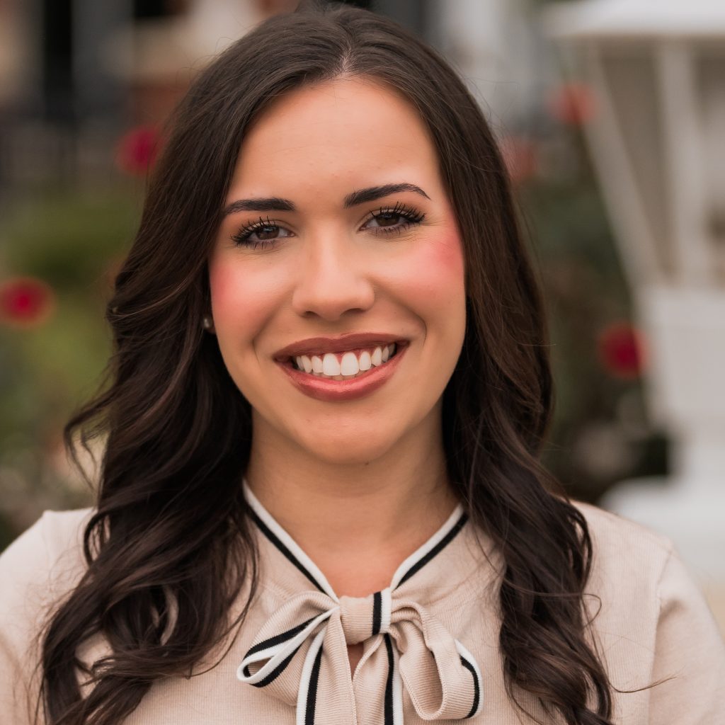Olivia Stour Headshot