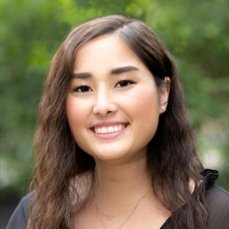Monica Lee Headshot